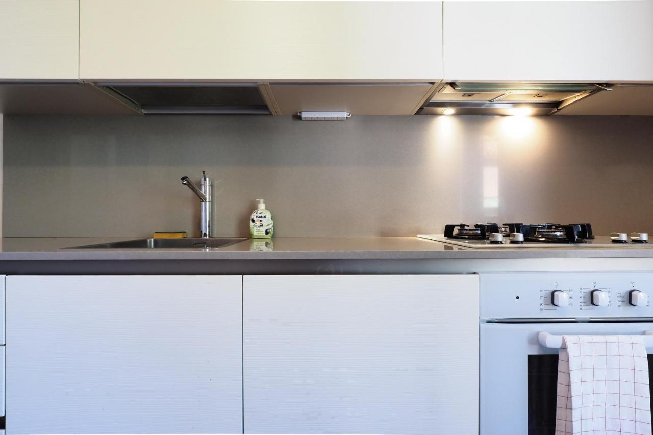 Primopiano - Cantoni Apartment Milan Luaran gambar