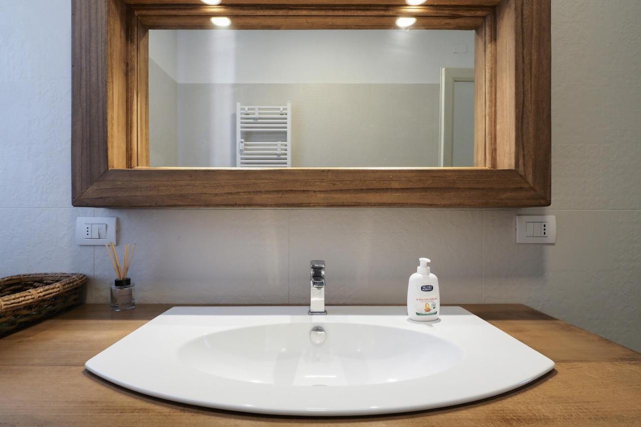 Primopiano - Cantoni Apartment Milan Luaran gambar