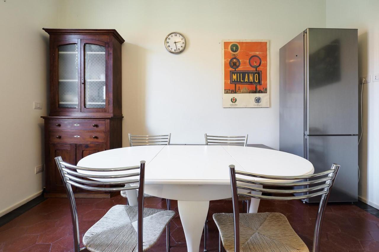 Primopiano - Cantoni Apartment Milan Luaran gambar
